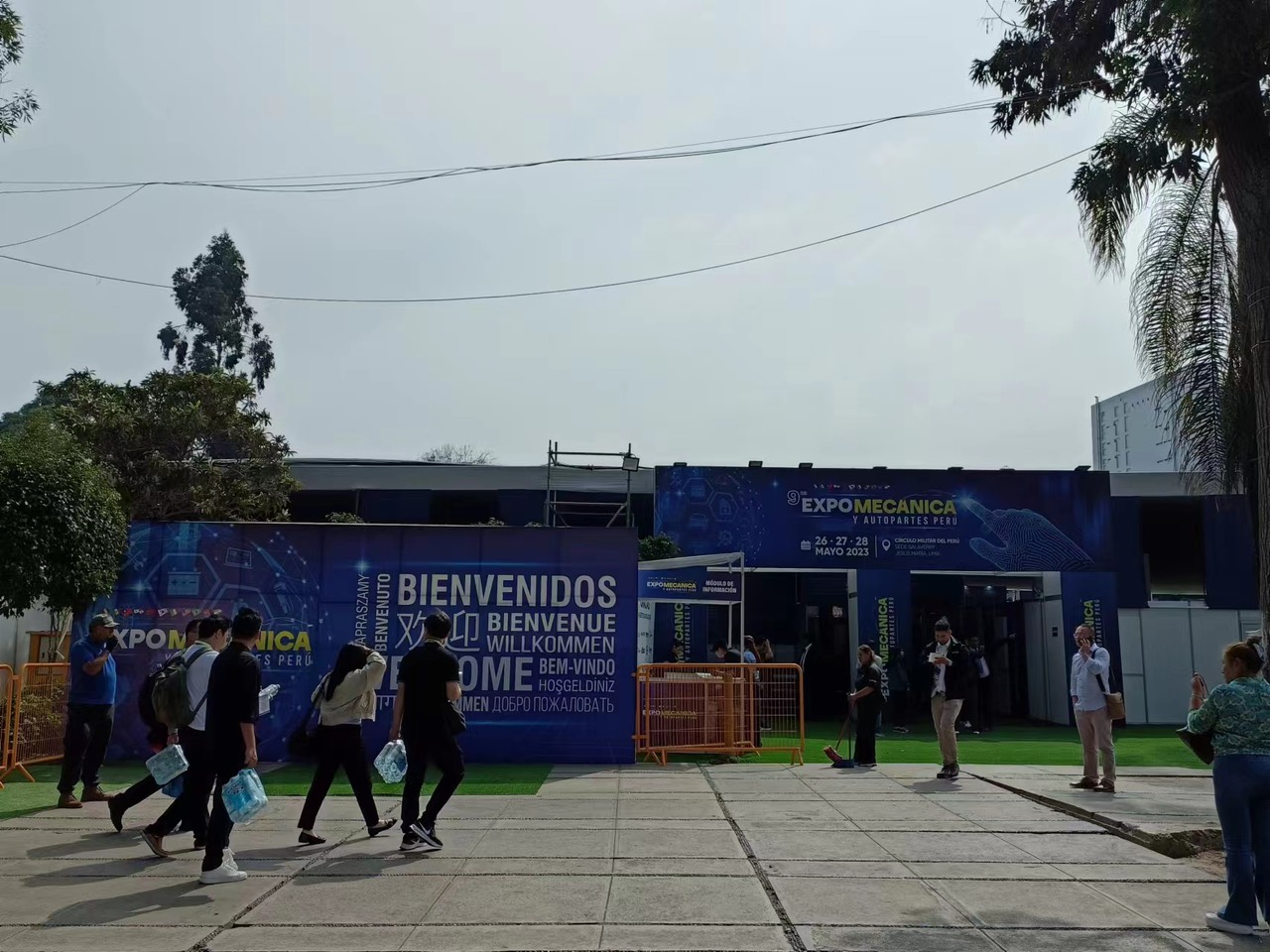 triển lãm gạt mưa ô tô heyner tại Peru